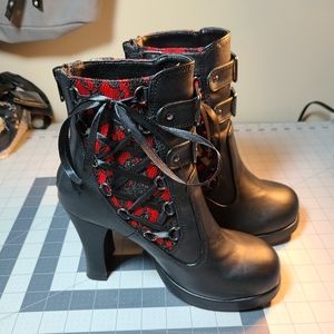 Demonia CRYPTO-51, size 8, black and red lace & vegan leather ankle boots